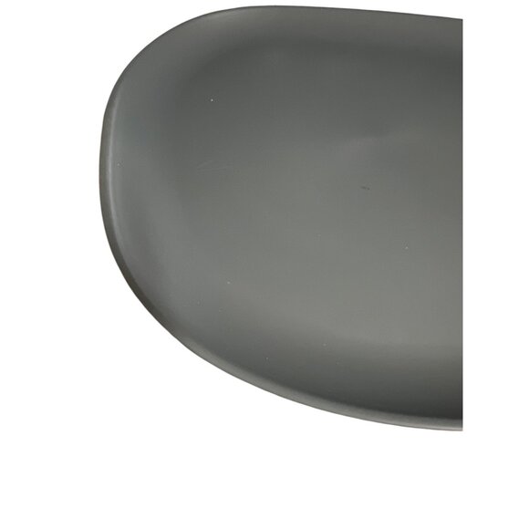 Delta Gray Plastic Serving Plates Set Of 4 Plastic Dark Gray 10" x 8" Rounded - Picture 3 of 5